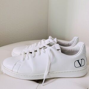 Valentino Garavani Sneakers in White